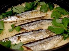 土鍋で炊く秋刀魚御飯