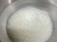お米を前日から水に浸しておくのが良い。